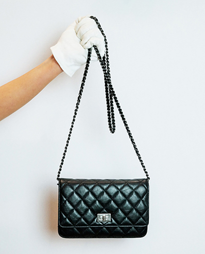 Reissue Woc, front view